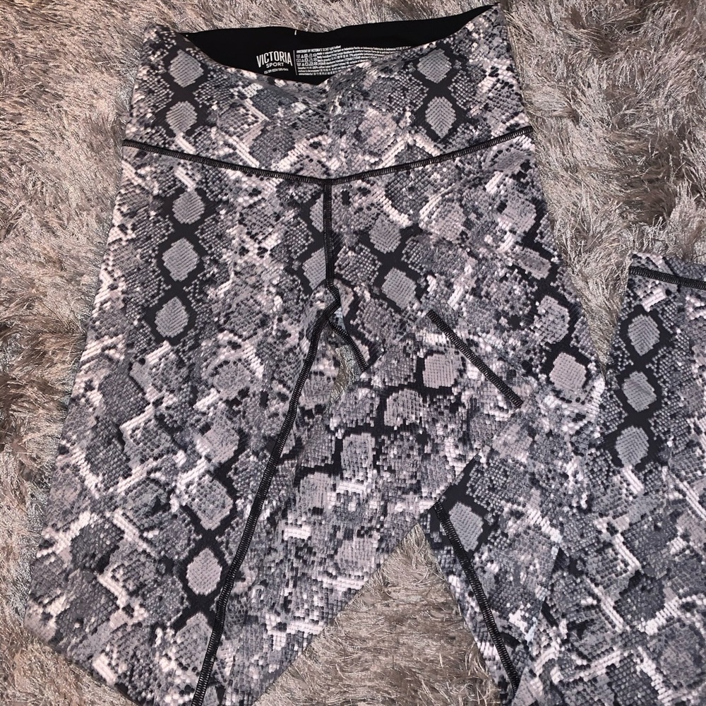 Victoria Secret Leggings